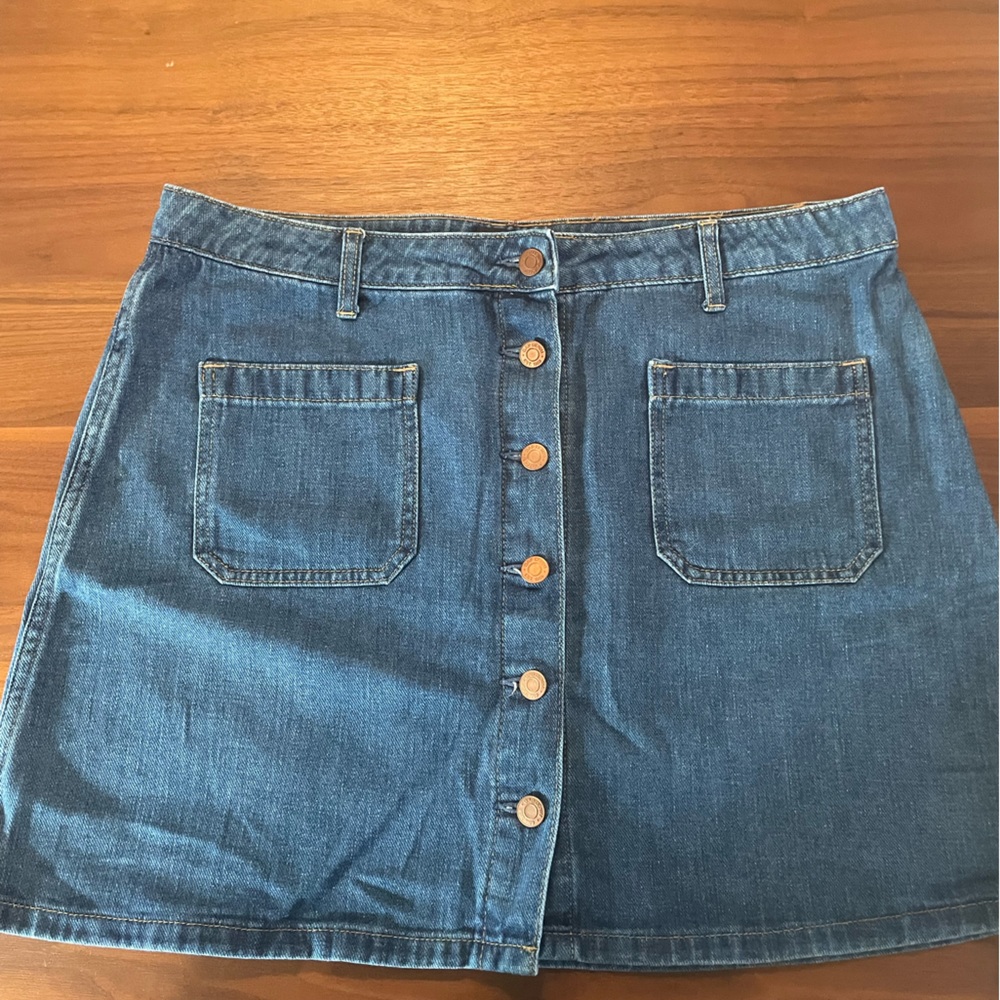 Gap denim mini skirt